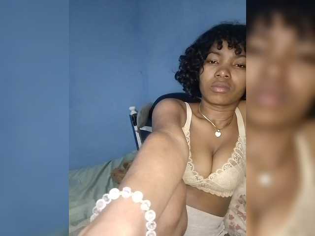 Candis02