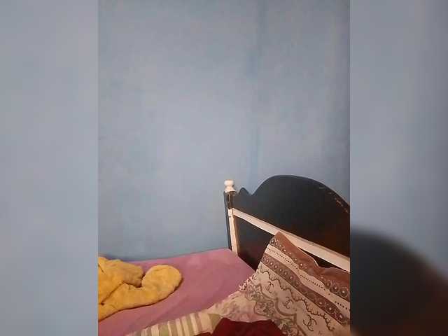 Candis02 live cam on BongaCams