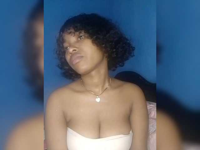 Candis02