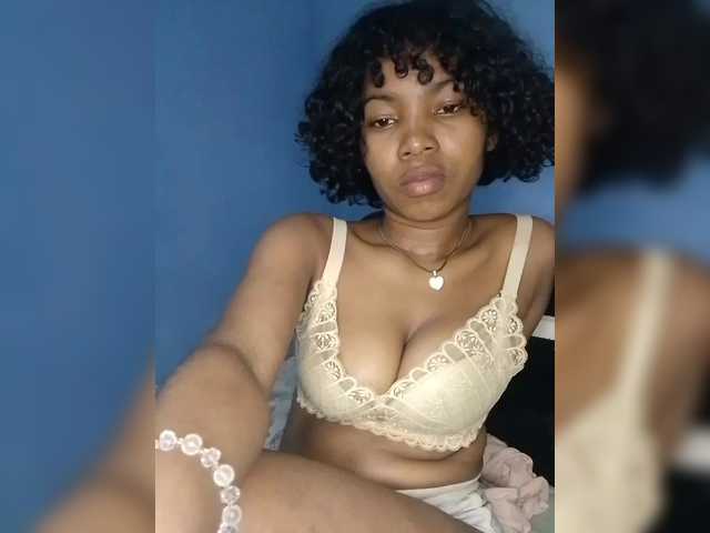 Candis02