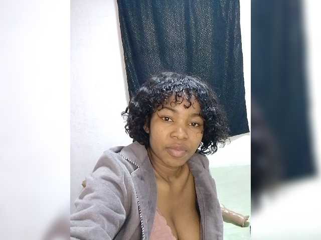 Candis02