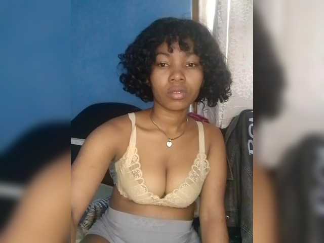 Candis02