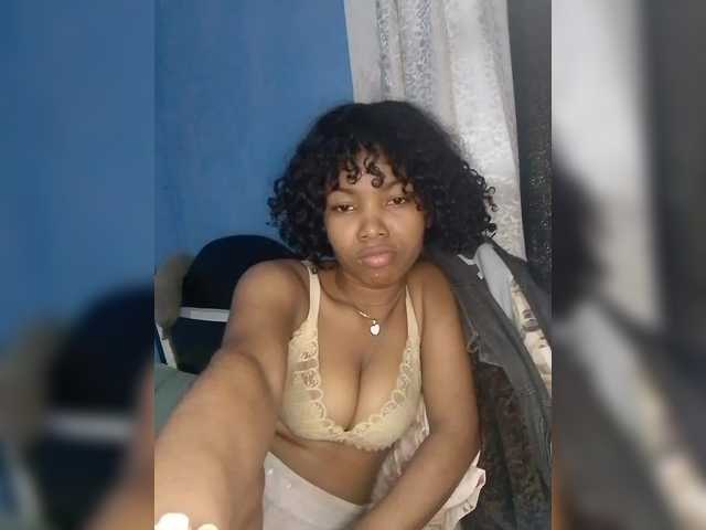 Candis02