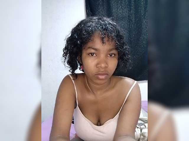 Candis02