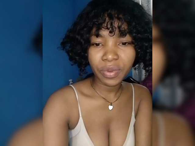 Candis02
