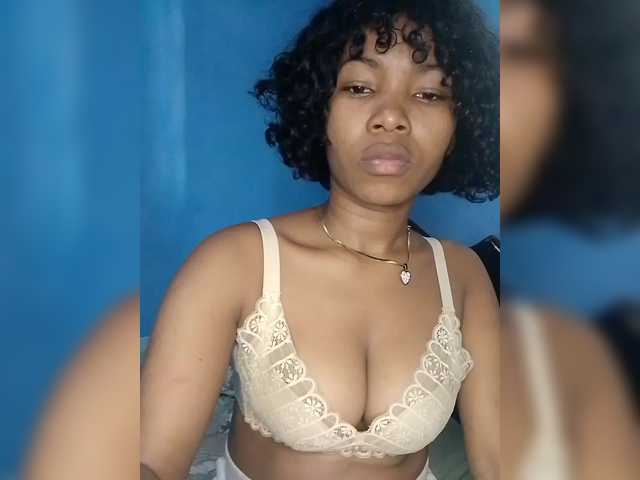 Candis02