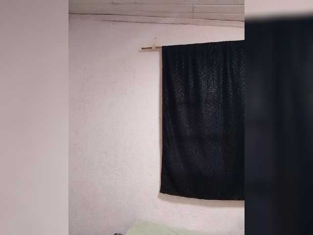 Candis02 live cam on BongaCams