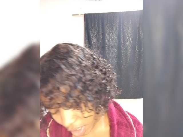 Candis02