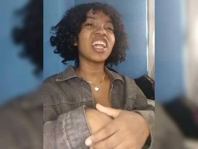 Candis02