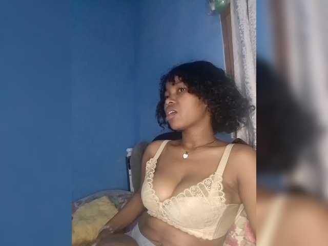 Candis02