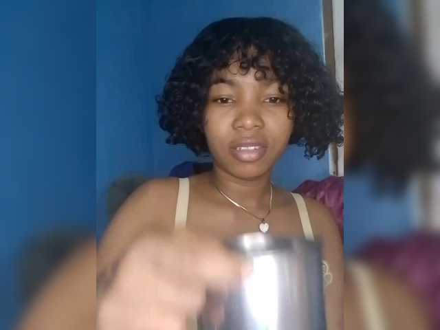 Candis02