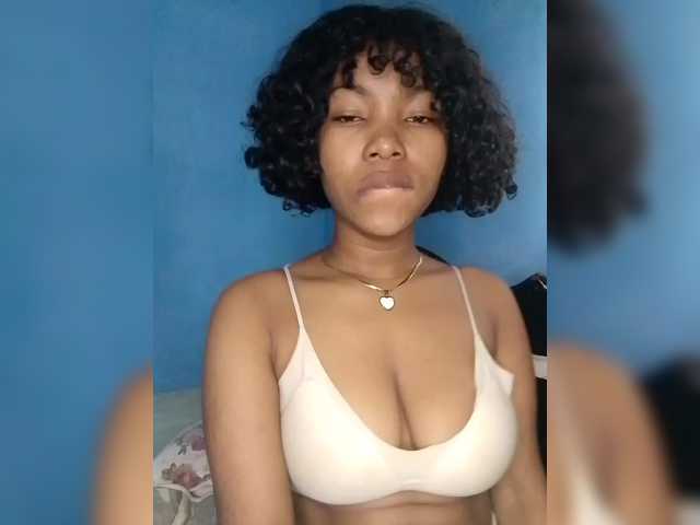Candis02