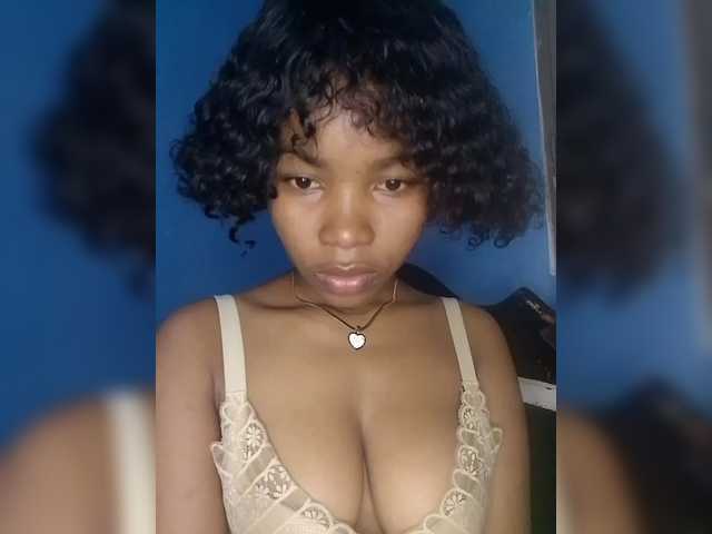 Candis02