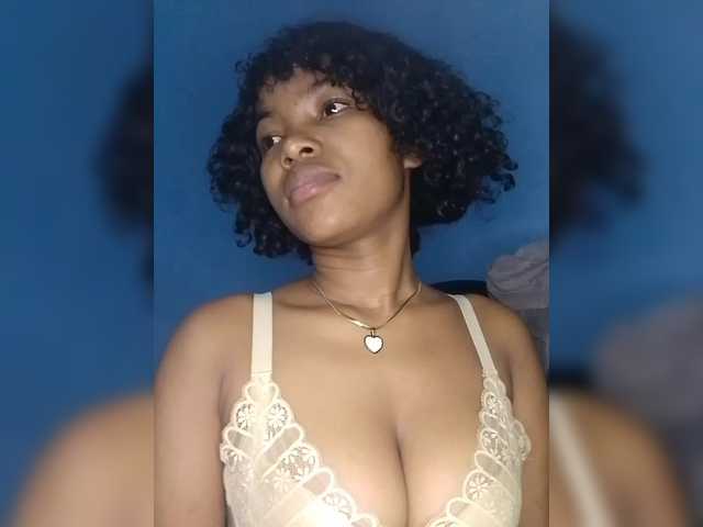 Candis02