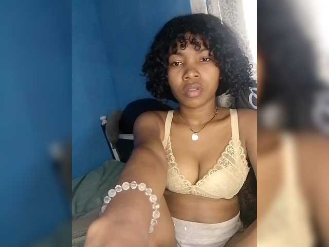 Candis02