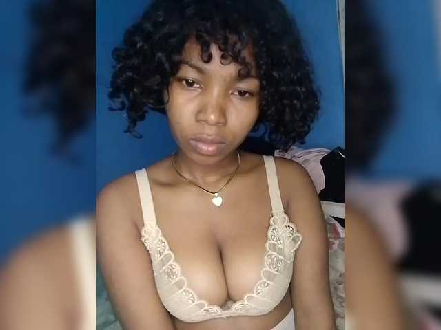 Candis02