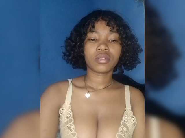 Candis02