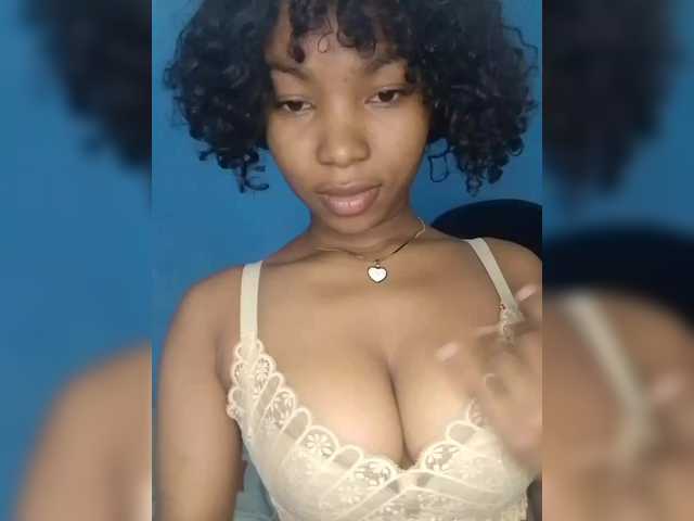 Candis02
