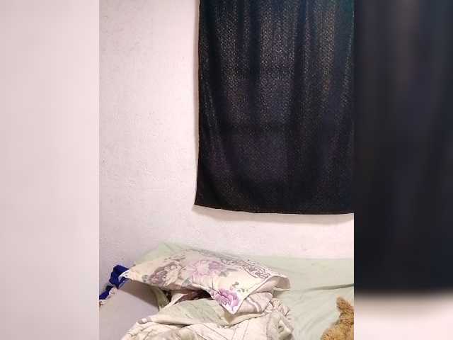 Candis02 live cam on BongaCams