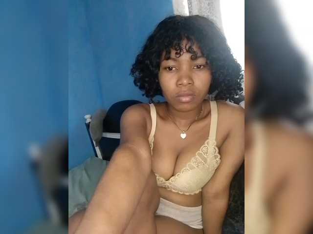 Candis02