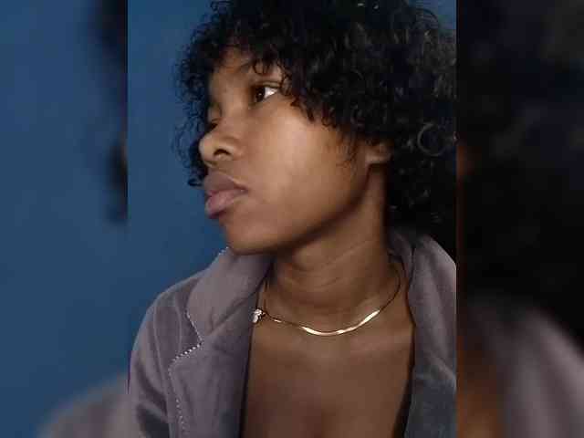 Candis02
