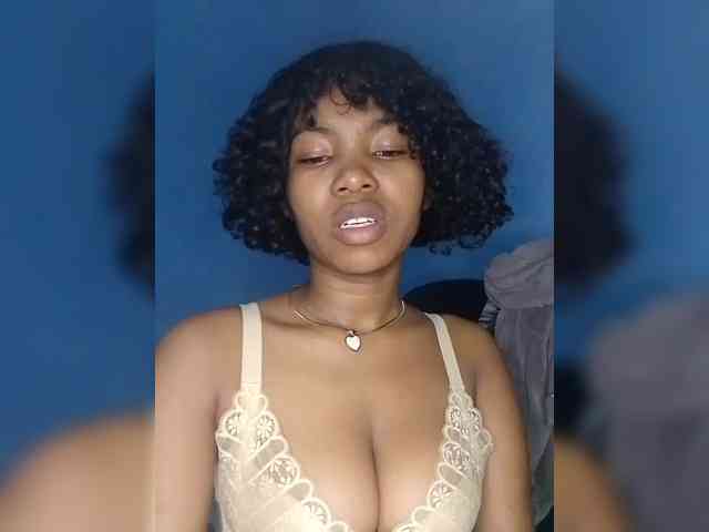 Candis02