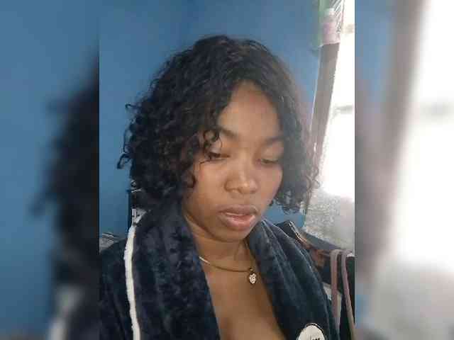 Candis02