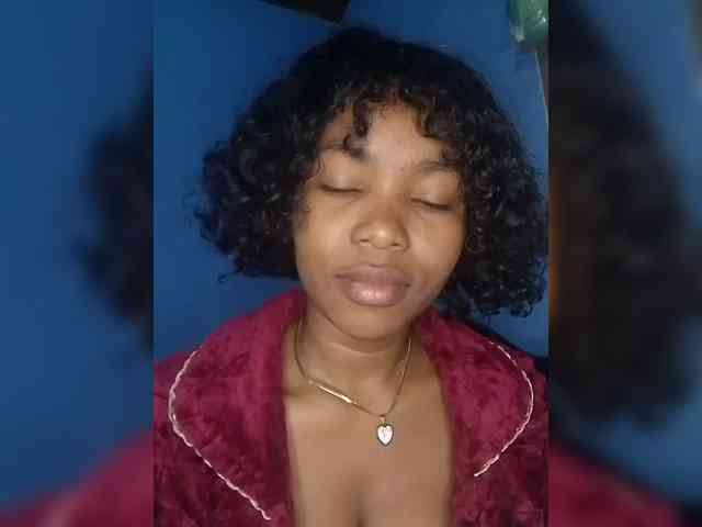 Model: Candis02