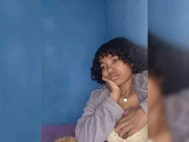 Model: Candis02