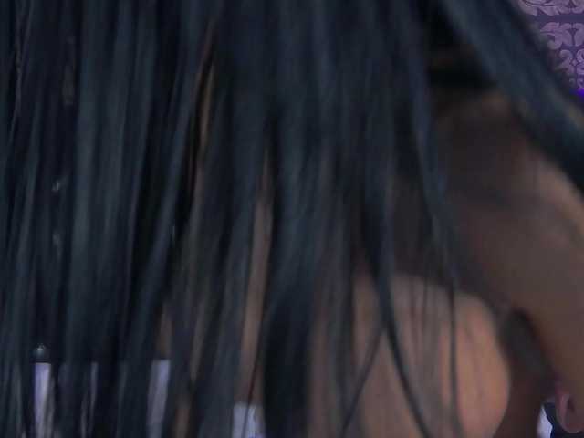 KendraaMax live cam on BongaCams