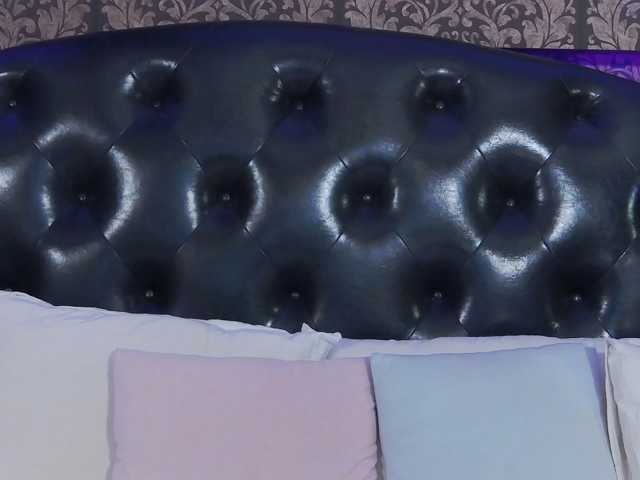 KendraaMax live cam on BongaCams