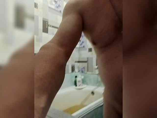 Zvar-123 Live Webcam on BongaCams