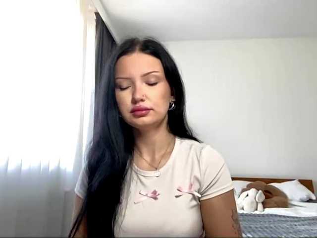 JoanFlirt