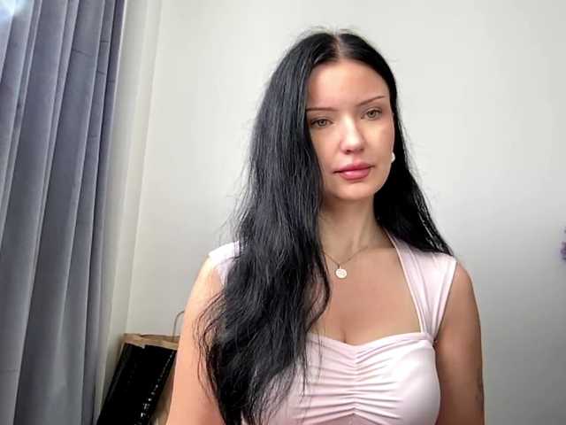 JoanFlirt