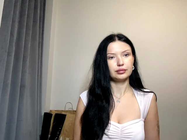JoanFlirt