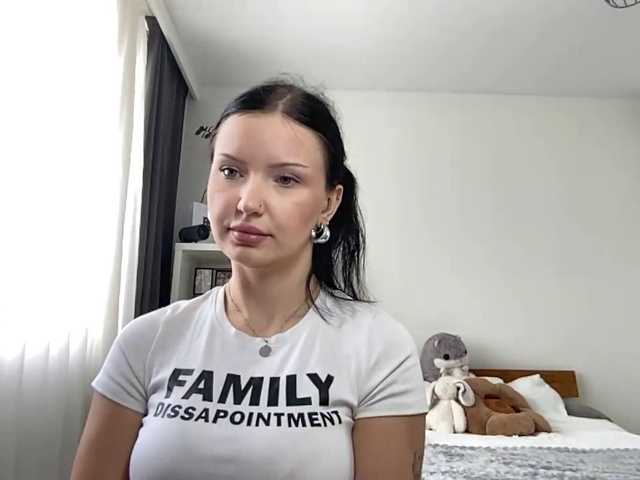 JoanFlirt