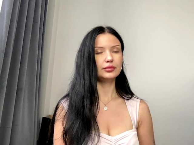 JoanFlirt