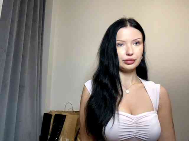 JoanFlirt