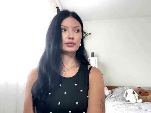 JoanFlirt