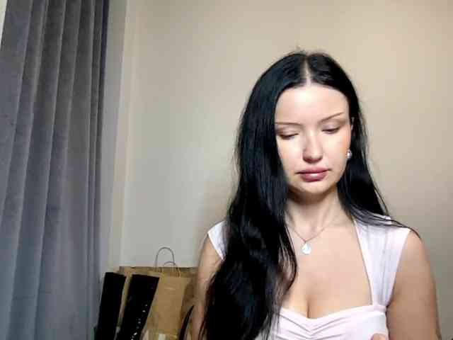 JoanFlirt webcam