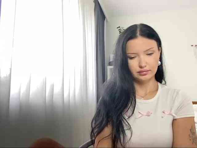 JoanFlirt webcam