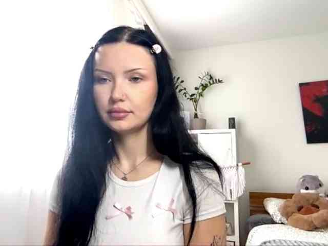 JoanFlirt webcam