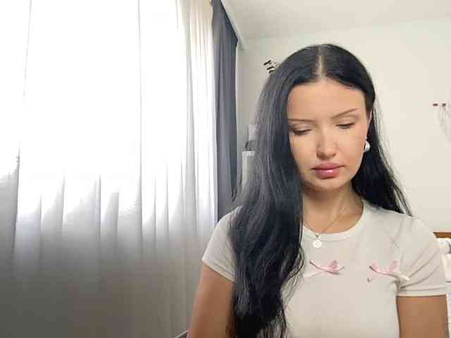 JoanFlirt webcam