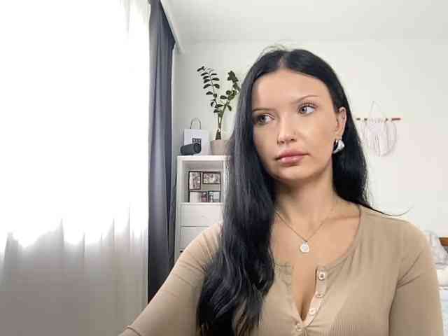 JoanFlirt