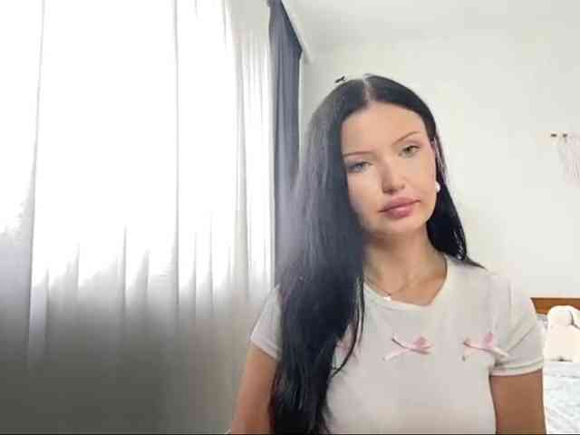 JoanFlirt webcam