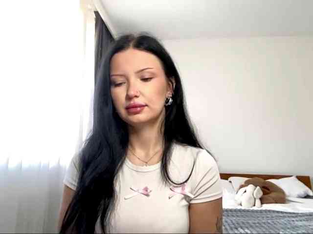 JoanFlirt webcam