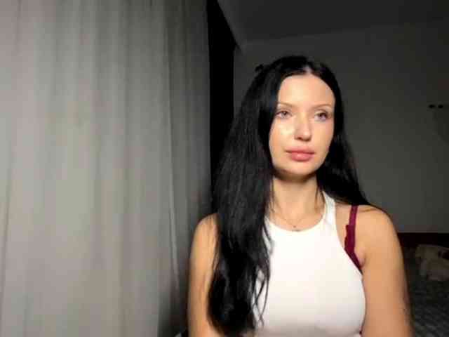 JoanFlirt webcam