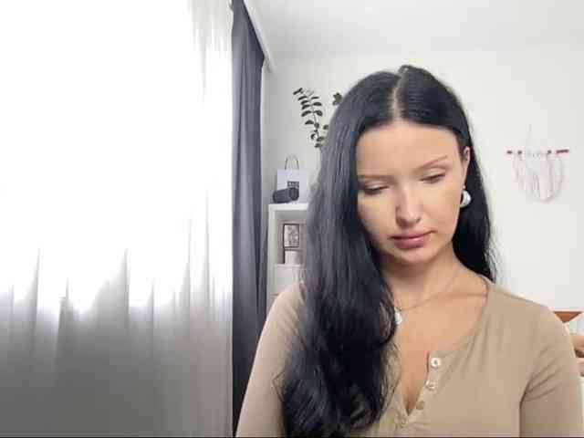 JoanFlirt webcam