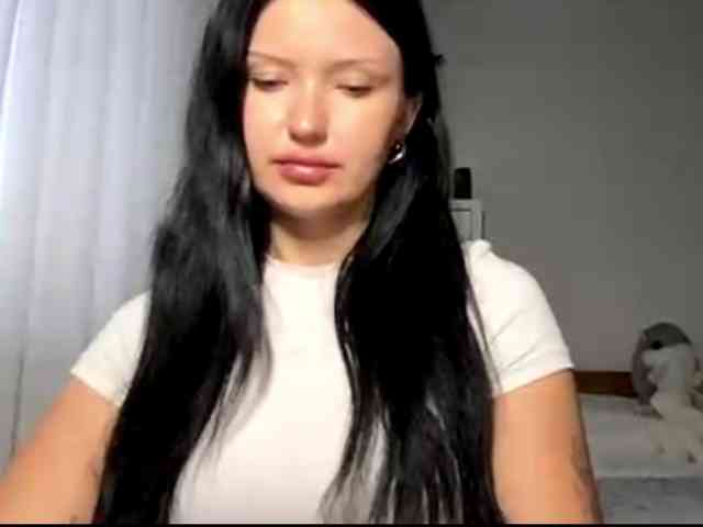 JoanFlirt