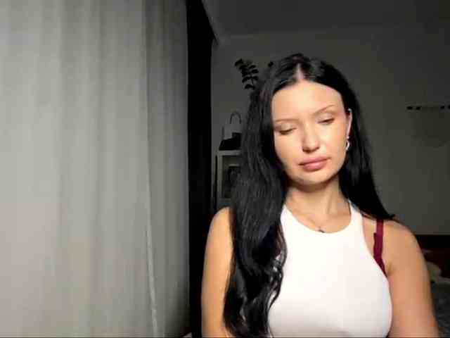 JoanFlirt webcam